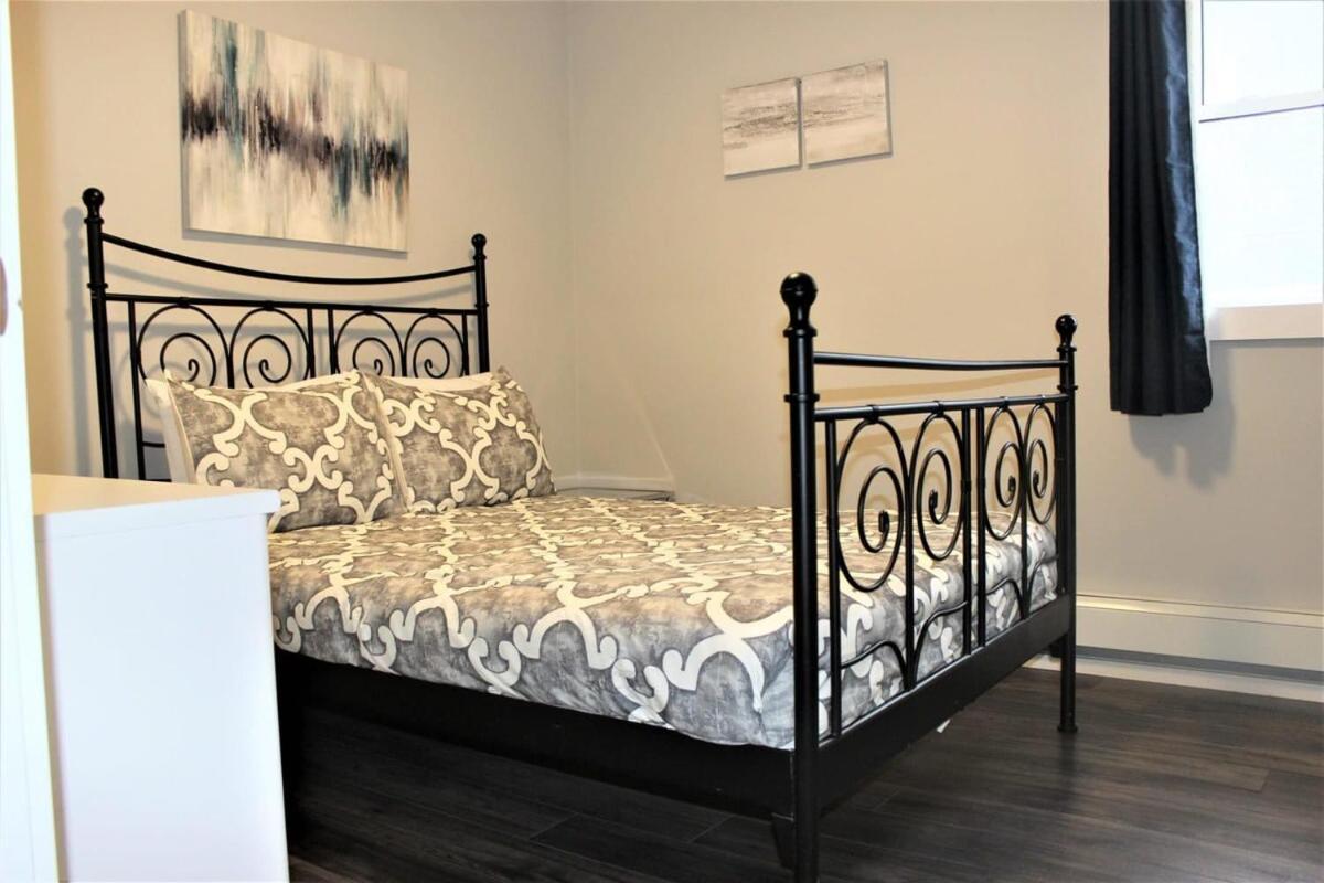 Luxury Boutique 2 Bedroom Condo - 1B Niagara Falls Exterior foto